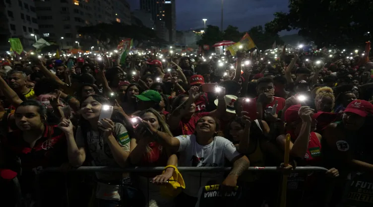 BRASIL-ELECCIONES-REDES SOCIALES