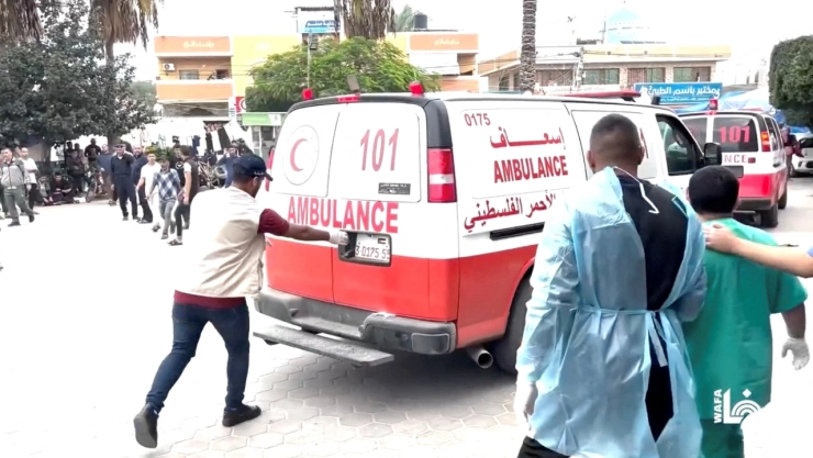 Encuentran cuerpos en descomposición de bebés en hospital de Gaza