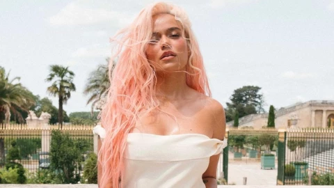 Conmovedor mensaje de Karol G tras el éxito de venta en Argentina y Colombia