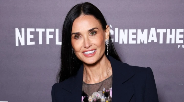 Demi Moore asegura que fue liberador protagonizar La Sustancia
