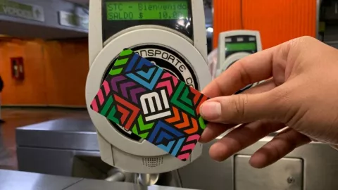 Nueva Tarjeta de Movilidad CDMX para transporte GRATIS: ¿Quiénes podrán viajar sin pagar?