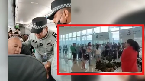 Pasajero retrasa avión más de 6 horas