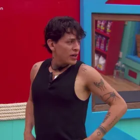 Kunno recibe multa por el maquillaje