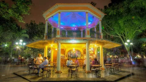 Coatepec, Pueblo Mágico de Veracruz, combina clima agradable y una cocina que enamora a cualquier visitante.