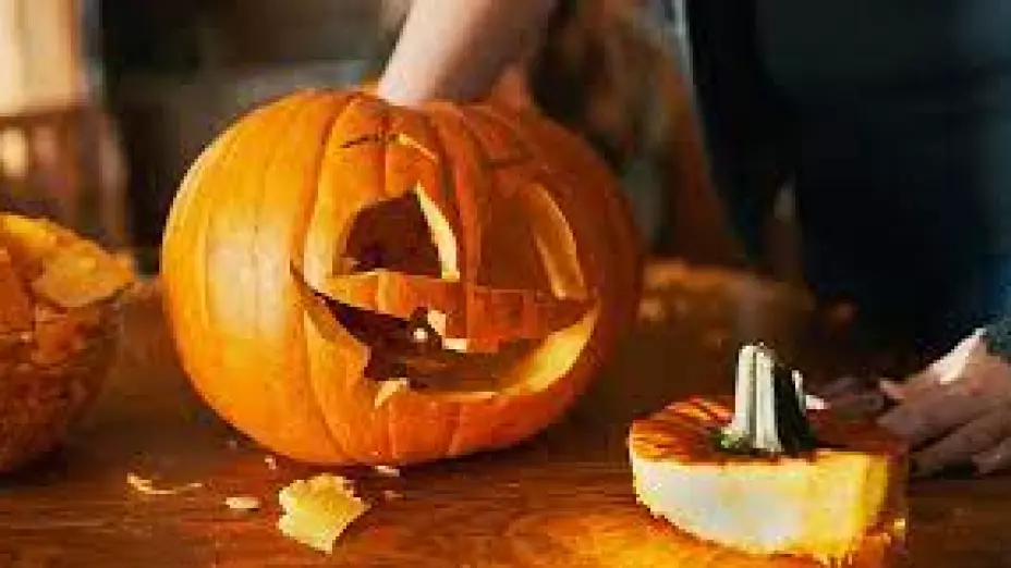 tallar calabazas en halloween.jpg