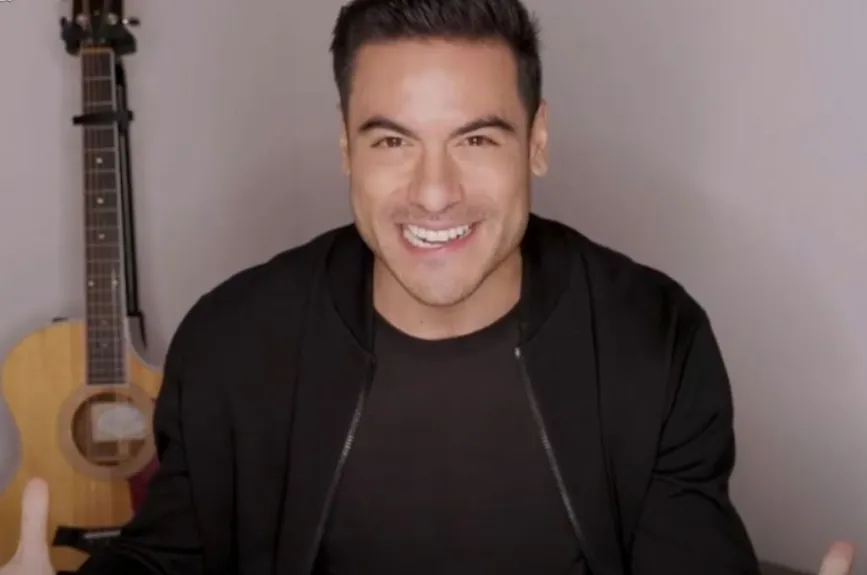 Canción de nuestro querido exacadémico Carlos Rivera ¡Que emoción!