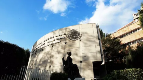 TEPJF rechaza investigación contra tres ministras por actos anticipados de campaña.