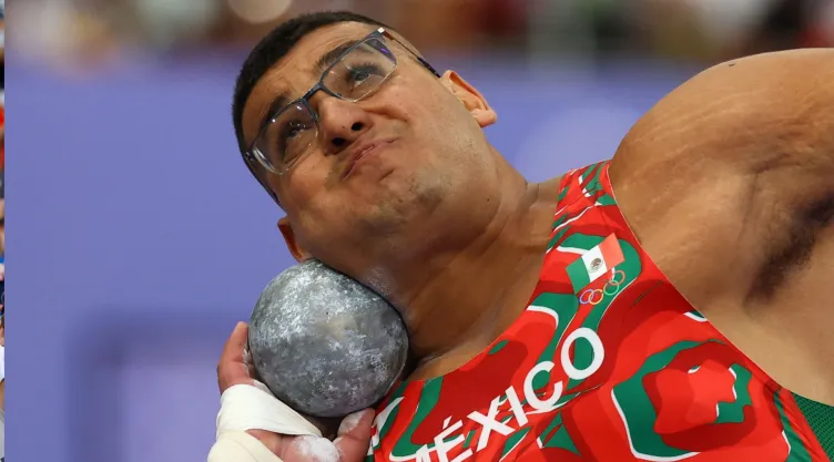 Uziel Muñoz avanzó a la Final de lanzamiento de bala en París 2024