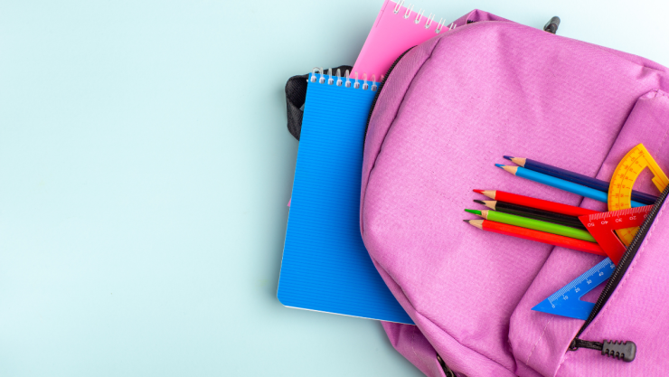/estilo-de-vida/stickers-Masha-Oso-regreso-clases