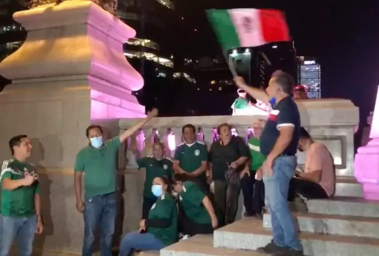 Festejos en el Ángel de la Independencia