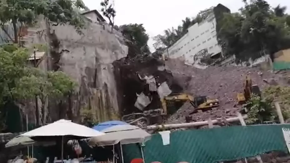 Puerto Vallarta derrumbe.jpg