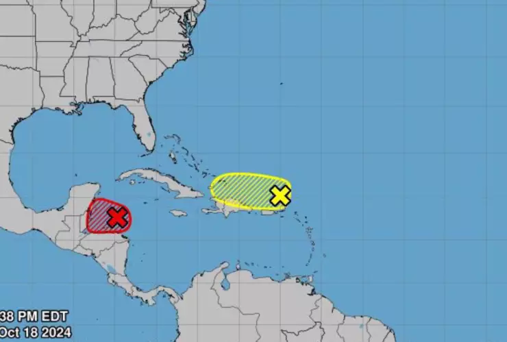 ACTUALIZACIÓN: Zona de baja presión aumenta su probabilidad de desarrollo ciclónico HOY 18 de octubre; aquí la ubicación