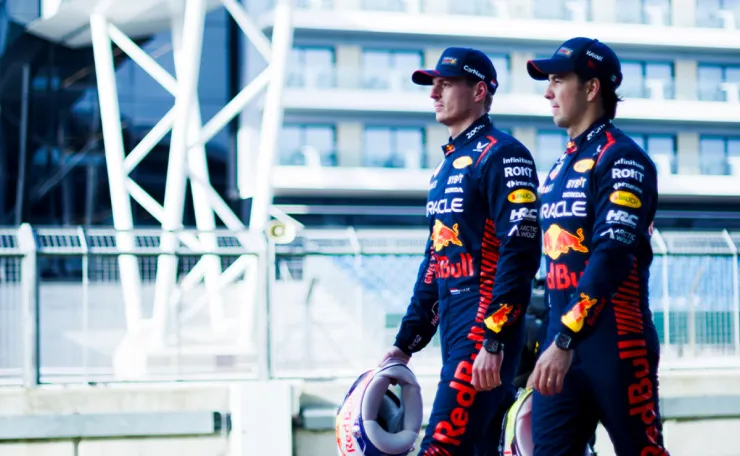 Checo Pérez y Max Verstappen