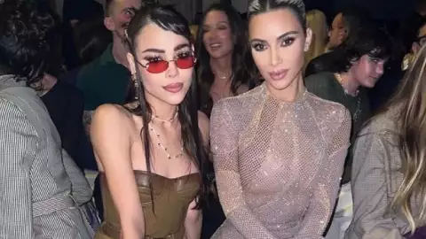 Danna Paola y Kim Kardashian disfrutan juntas del show de Fendi