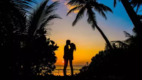 Los atardeceres una de las razones por las que debes enamorarte de un cancunense