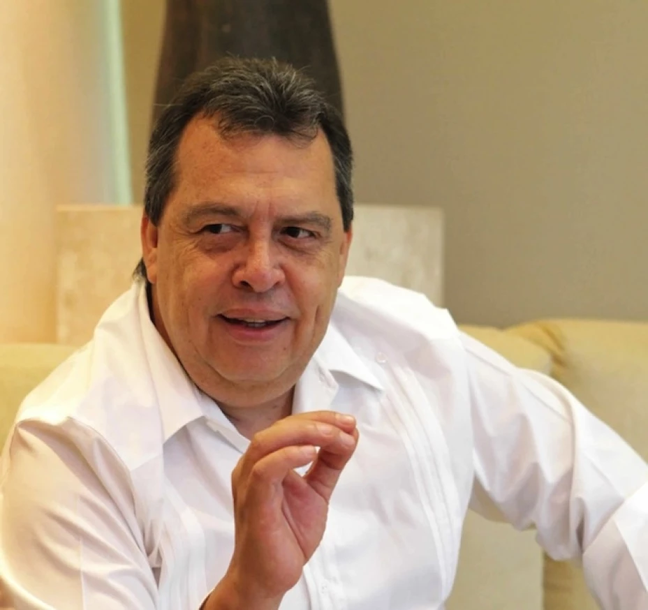 El gobernador Ángel Aguirre incrementó de 275 mil pesos a 325 mil pesos los recursos al CETEG