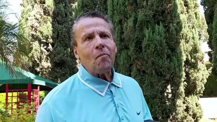 Alfredo Adame identifica a la pareja con la que peleó en la calle. (VIDEO)