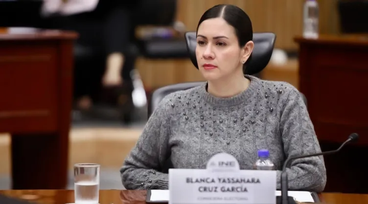 Blanca Cruz queda como consejera presidenta provisional del INE.