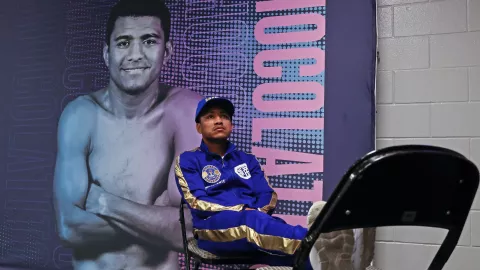 Gallo Estrada vs Chocolatito Gonz&aacute;lez