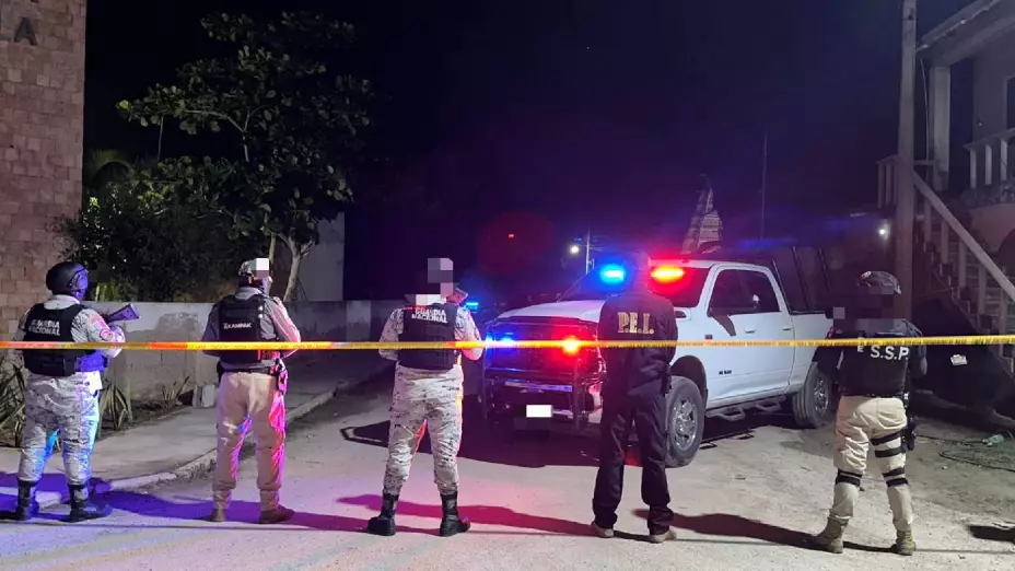 Movilización policiaca por presencia de droga termina en la detención de una pareja en Dzilam de Bravo