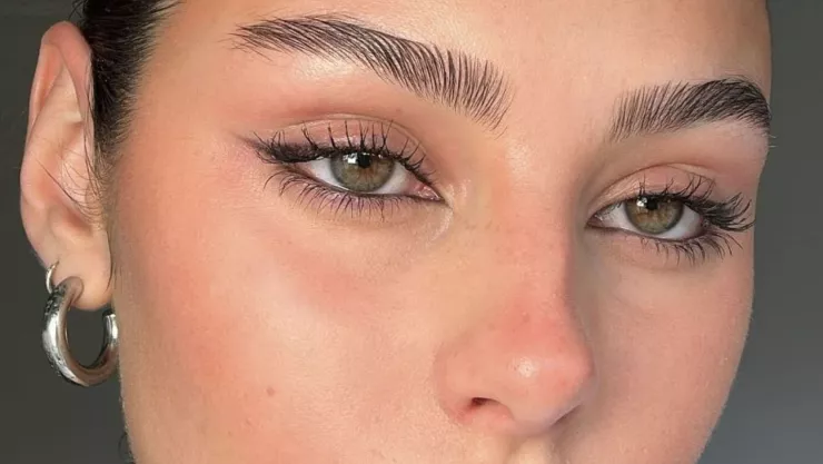 Este es el paso a paso para conseguir un lifting en ojos caídos