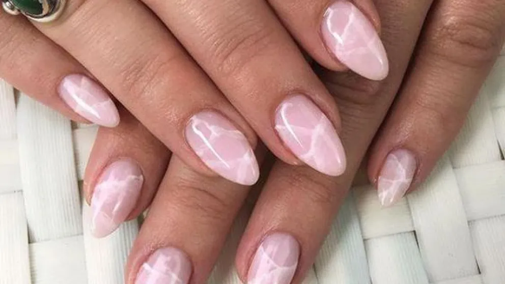 39 diseños de uñas que puedes usar en rubber y se verán elegantes: en ...