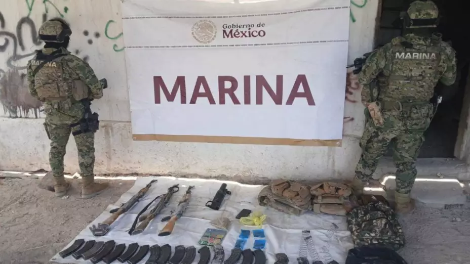 ¡Enfrentamiento en Caborca! Marina asegura arsenal y droga tras violento ataque armado en Sonora