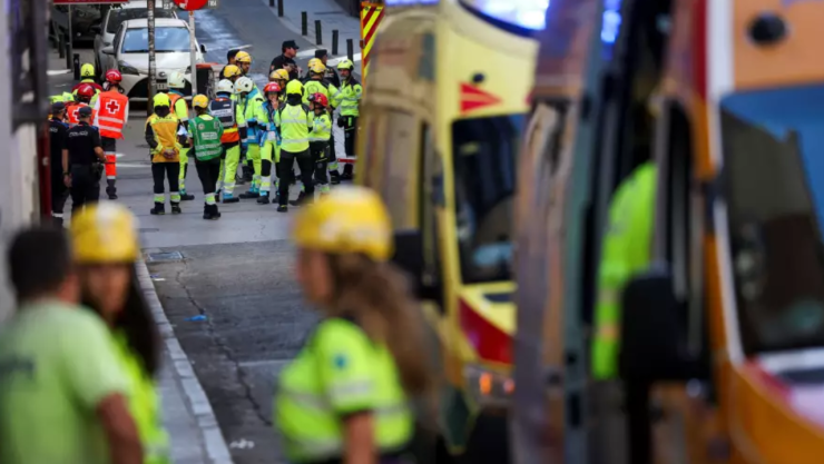 Video: se derrumba edificio en centro de Madrid; hay personas atrapadas bajo los escombros
