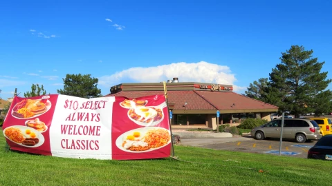 Un local de Shari’s Cafe and Pies