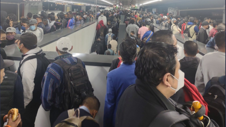 metro cdmx retrasos  pantitlán