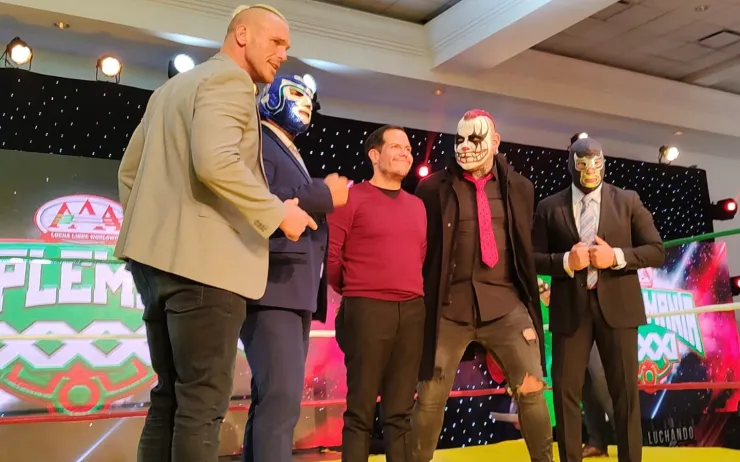 Lucha Libre AAA Luchando por México