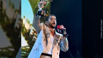 Bad Bunny Triste.jpg