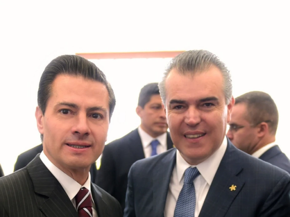 Enrique Peña Nieto y Francisco Cervantes Diaz