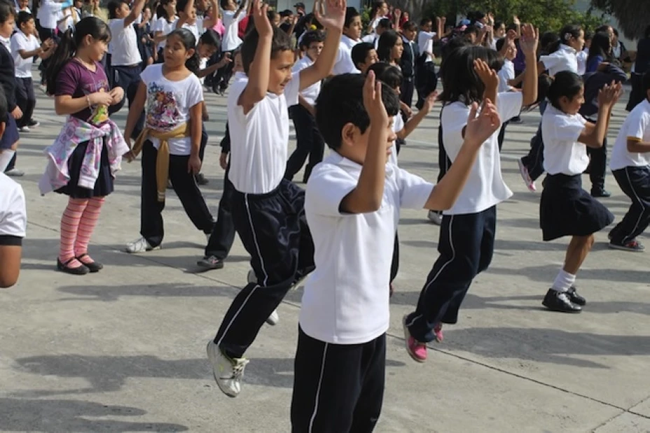 El secretario de Educación de Guadalajara Juvenal Esparza, anunció que se repartirán útiles y uniformes a primarias de la localidad