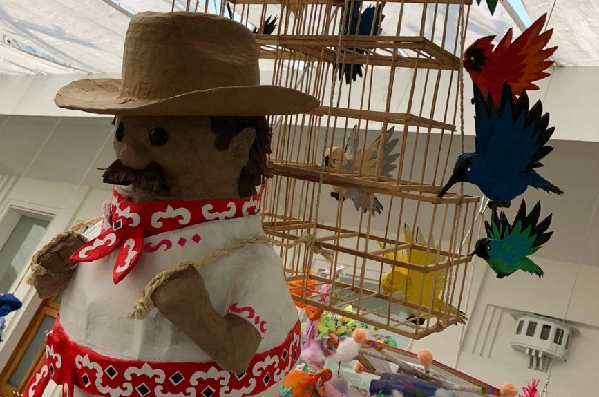 ‘Con alas de libertad’ es una de las piñatas que obtuvo mención honorífica.