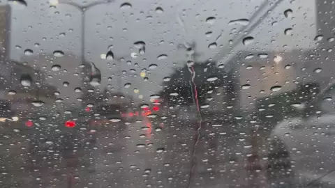 ¡Cuidado! Prevén inundaciones por vaguada que dejará lluvias en Veracruz