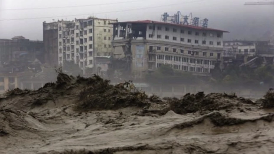 Al menos 99 personas fallecieron y 160 siguen desaparecidas a causa de las inundaciones y deslizamientos de tierra en varias regiones del centro, sur y noroeste de China