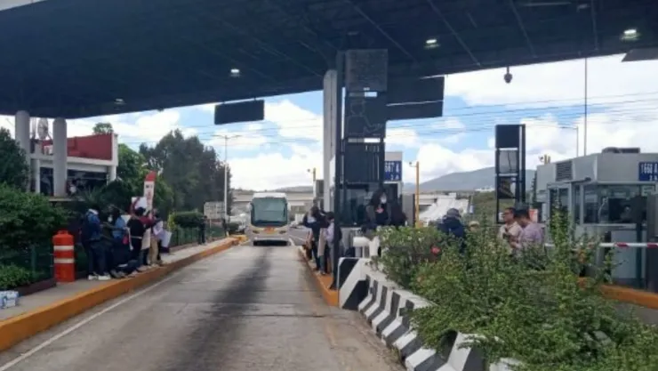 Alertan por bloqueo en la carretera Cuacnopalan-Oaxaca en Puebla hoy: No hay paso a Tehuacán