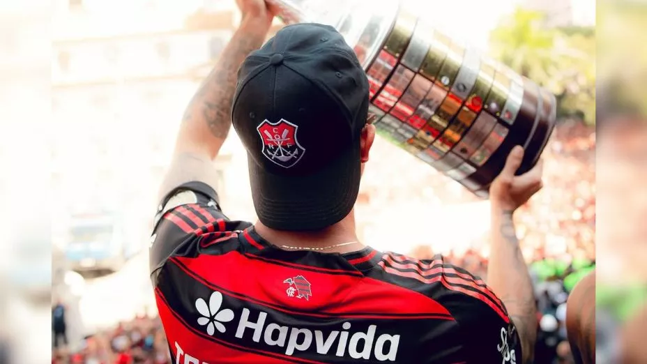 Dyogo Alves sobrevivió al incendio en la Academia de Flamengo y ahora levanta la Libertadores