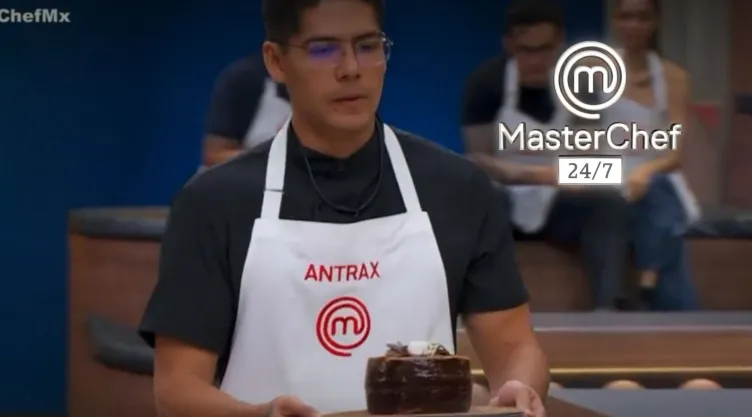 Pastel de Antrax conquistó a los jueces... y a la Chef Lili Cuéllar.