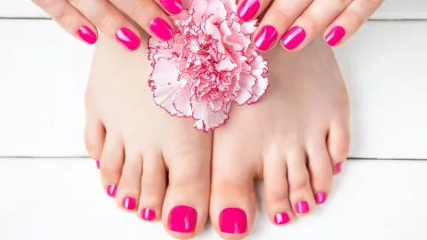 Tus uñas se pueden ver perfectas sin demasiado esfuerzo...ni gasto.