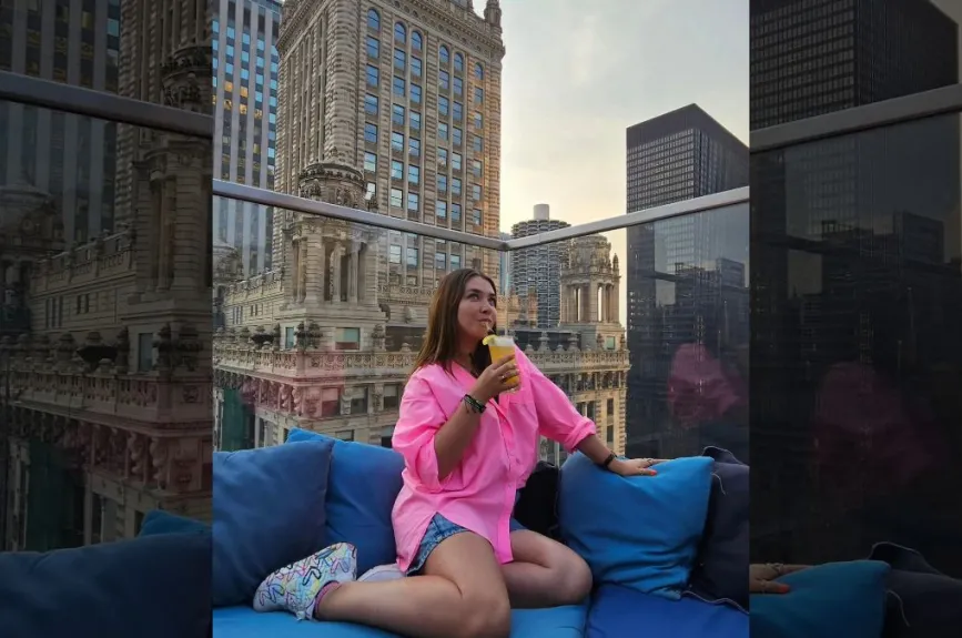 Daniela posando.jpg