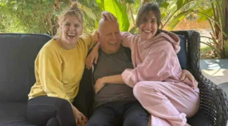 foto-bruce-willis-residencia-cuidados-enfermedad.jpg