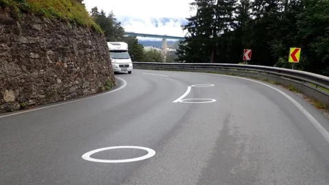 Los c&iacute;rculos blancos destinados exclusivamente para motociclistas