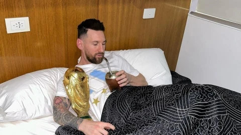 Foto de Lionel Messi rompe las redes