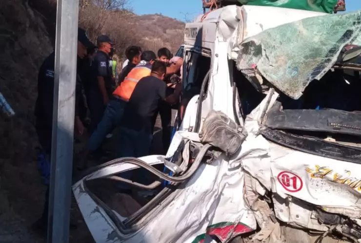 Fatal accidente en carretera Oaxaca - Ixtlán