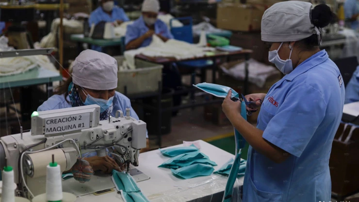 El IMSS señaló que en abril se recuperaron 44 mil 774 empleos formales.