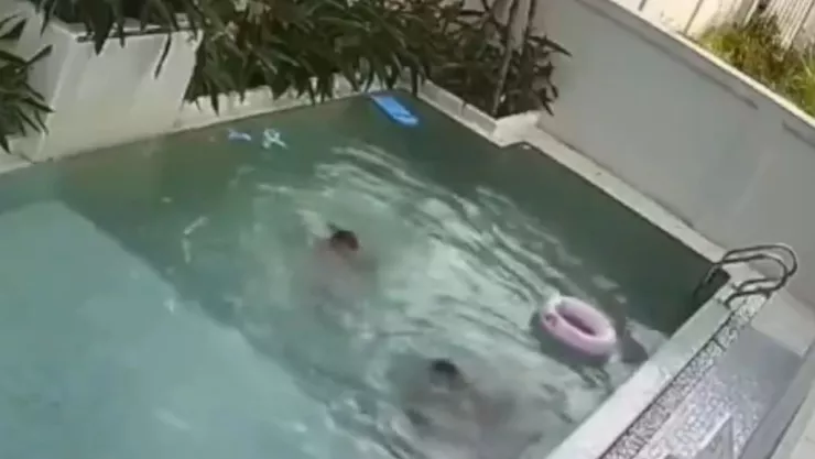Hermanas ahogadas en piscina