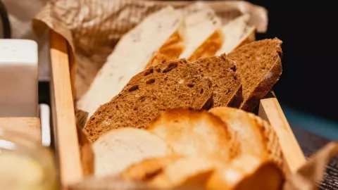 Estos son los beneficios de comer pan integral en vez de blanco: ¿Aceptas el reto?