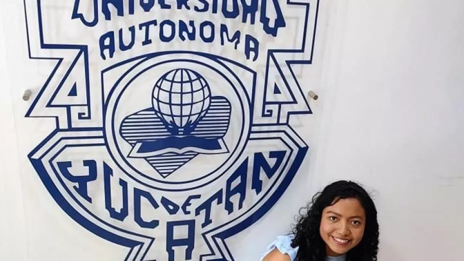 se gradua perro uady